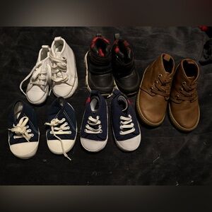 Assorted Baby shoes 0-12 months